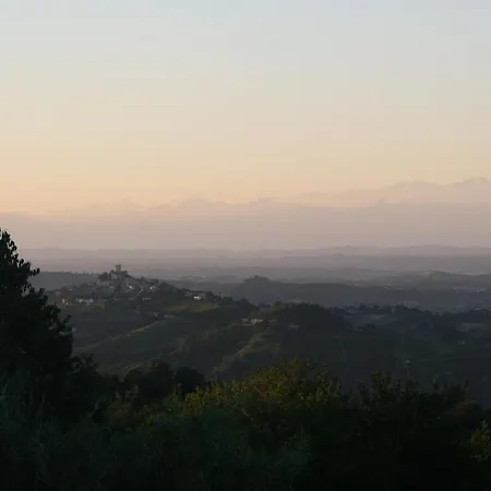 With A Spectacular View, 10 Km Away From Canelli